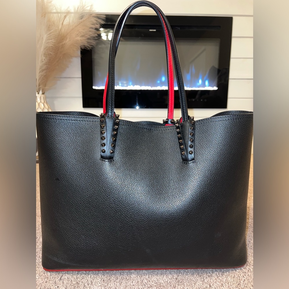 ❤️Christian Louboutin Cabata calfskin leather tote bag❤️